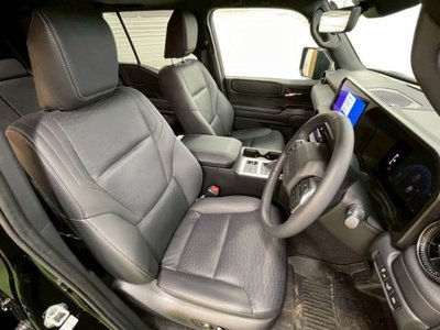 TOYOTA LAND CRUISER 250 - 9