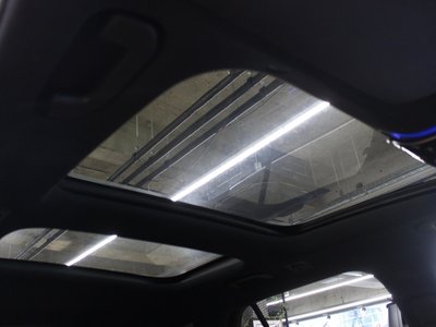 MERCEDES-BENZ E-CLASS - 9