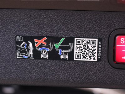 MERCEDES-BENZ E-CLASS - 8