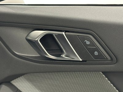 2025 BMW 1 SERIES — миниатюра 22