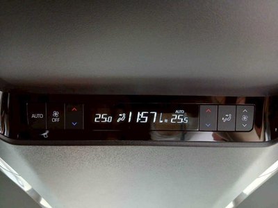 2025 Toyota VELLFIRE — миниатюра 41