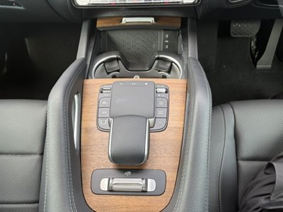2025 Mercedes-BENZ GLE — миниатюра 14