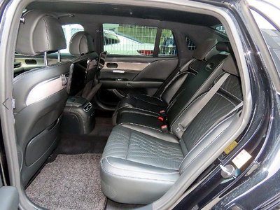 صورة 7 لـ 2022 Genesis G90 (RS4)