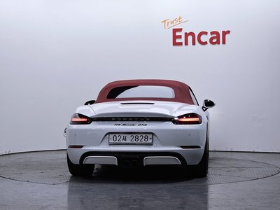 PORSCHE 718 - 4