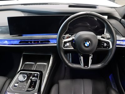 BMW 7 SERIES - 9