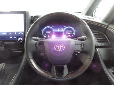 صورة 9 لـ 2025 Toyota VELLFIRE