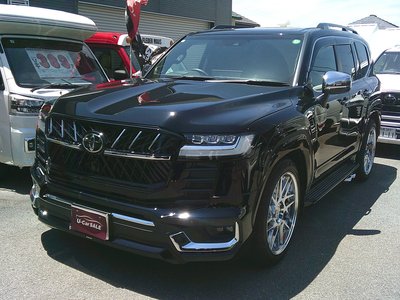 TOYOTA LAND CRUISER 300 - 4