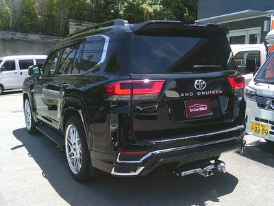 TOYOTA LAND CRUISER 300 - 5