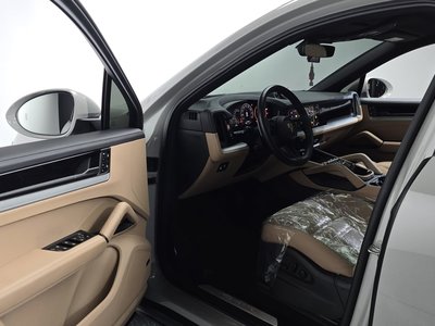 2023 Porsche CAYENNE thumbnail 13
