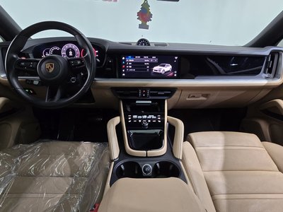 صورة 5 لـ 2023 Porsche CAYENNE