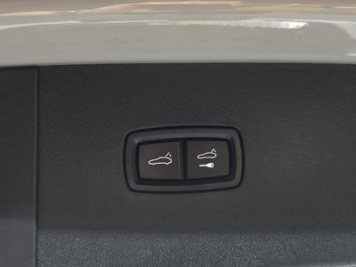 2023 Porsche CAYENNE thumbnail 24