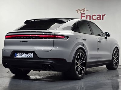 صورة 4 لـ 2023 Porsche CAYENNE