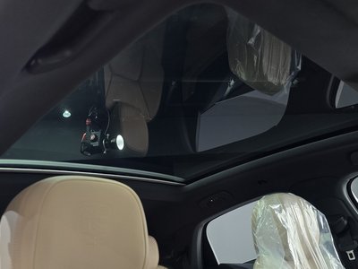 2023 Porsche CAYENNE thumbnail 23