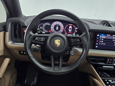 2023 Porsche CAYENNE thumbnail 20