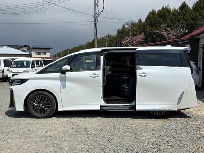 TOYOTA VELLFIRE - 9