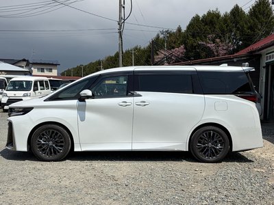 TOYOTA VELLFIRE - 8