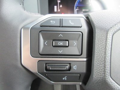 صورة مصغرة 38 لـ 2024 Toyota LAND CRUISER 250