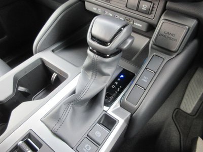 صورة مصغرة 54 لـ 2024 Toyota LAND CRUISER 250