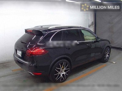 PORSCHE CAYENNE - 5