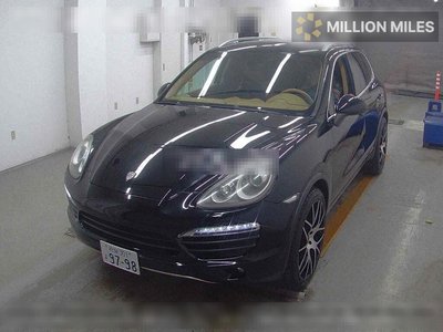 PORSCHE CAYENNE - 4