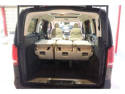 صورة مصغرة 35 لـ 2021 Mercedes-BENZ V-CLASS