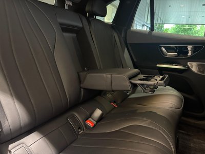 2026 Mercedes-BENZ EQE 缩略图 32