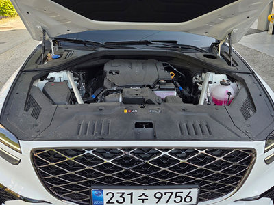 2025 Genesis GV70 — миниатюра 14