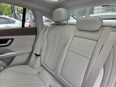 صورة 6 لـ 2024 Mercedes-BENZ EQE