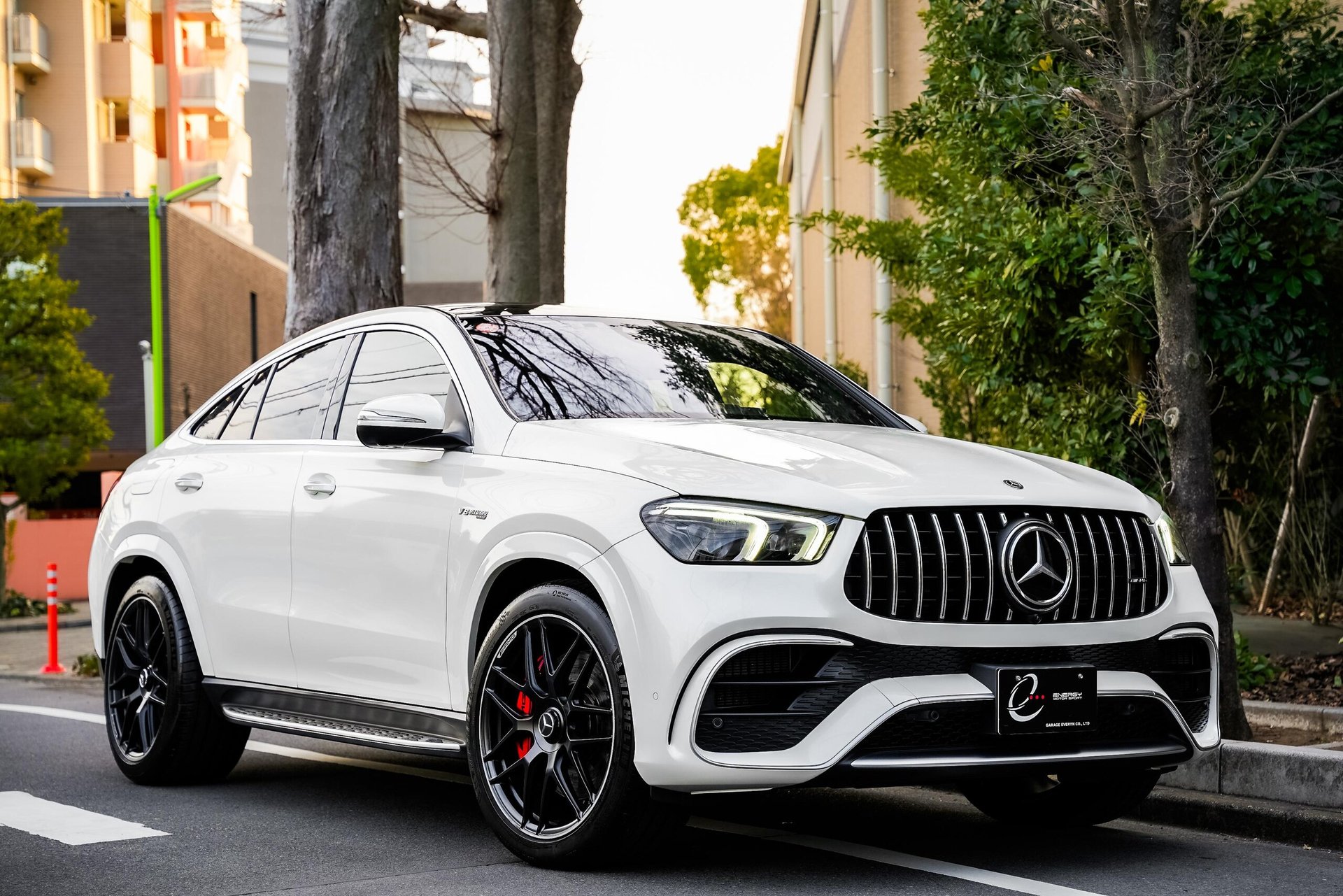 MERCEDES-BENZ GLE AMG - View 1