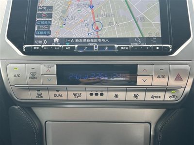 2020 Toyota LAND CRUISER PRADO — миниатюра 8