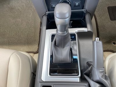 2023 Toyota LAND CRUISER PRADO 缩略图 29