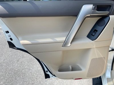 2023 Toyota LAND CRUISER PRADO 缩略图 73