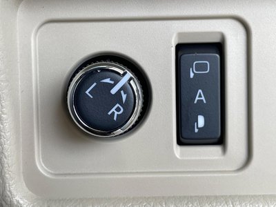 2023 Toyota LAND CRUISER PRADO 缩略图 41