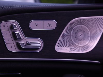 2025 Mercedes-BENZ GLS 缩略图 18