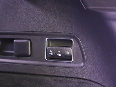 2025 Mercedes-BENZ GLS 缩略图 29