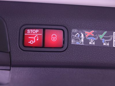 2025 Mercedes-BENZ GLS 缩略图 23