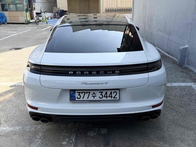 صورة 4 لـ 2025 Porsche PANAMERA