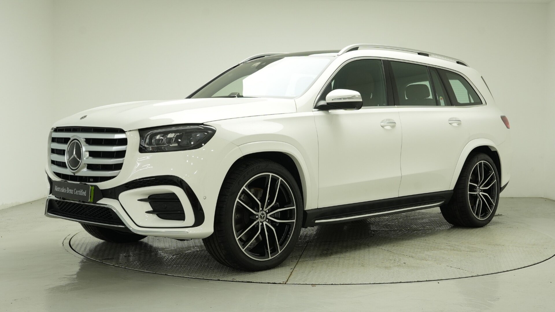 MERCEDES-BENZ GLS - View 1