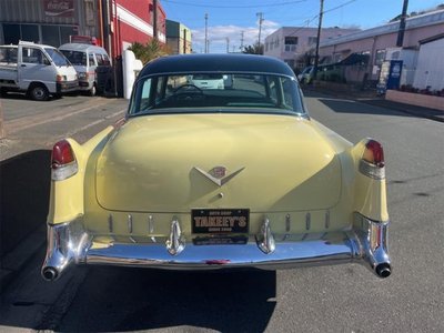 CADILLAC CADILLAC - 4