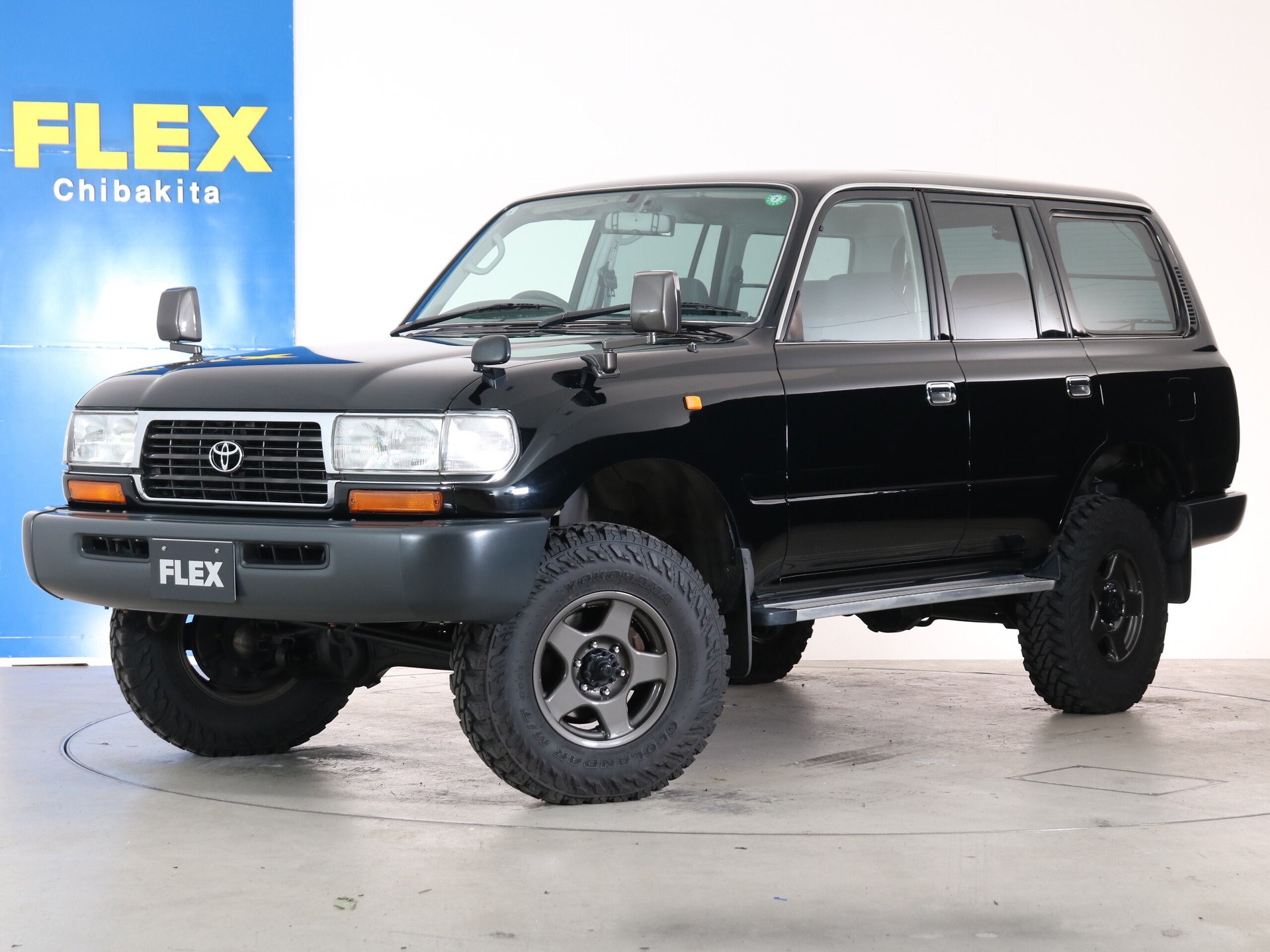 TOYOTA LAND CRUISER 80 - View 1