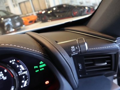 2017 Lexus LC — миниатюра 35
