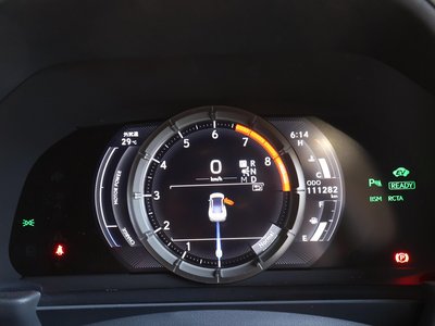 2017 Lexus LC — миниатюра 24