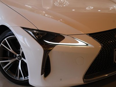 2017 Lexus LC — миниатюра 57