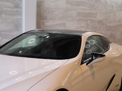 2017 Lexus LC — миниатюра 51
