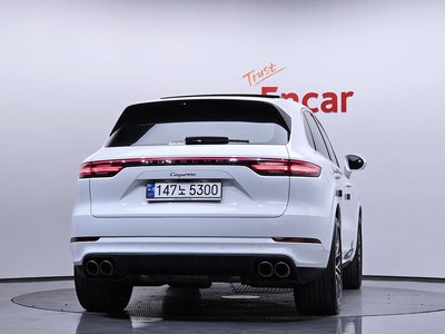 PORSCHE CAYENNE - 4