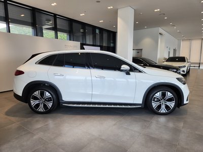 2023 Mercedes-BENZ EQE 照片 9