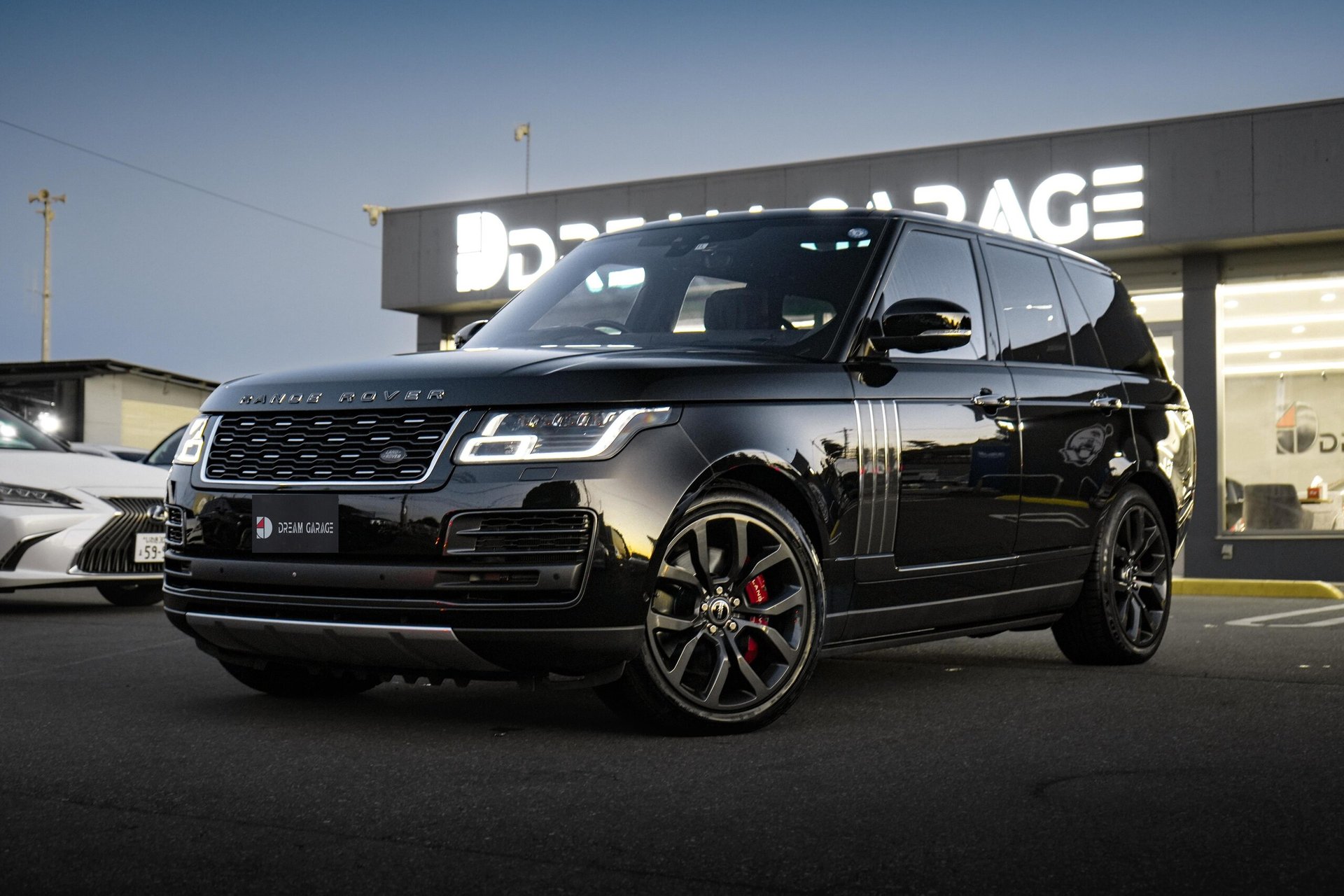 LAND ROVER RANGE ROVER - View 1