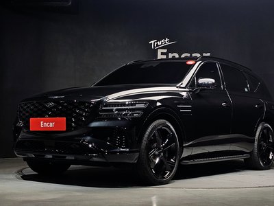 صورة 1 لـ 2025 Genesis GV80