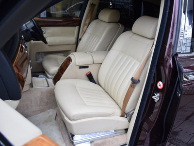 ROLLS-ROYCE PHANTOM - 6