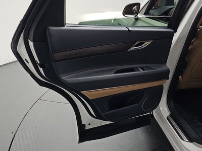 2022 Genesis GV80 — миниатюра 15